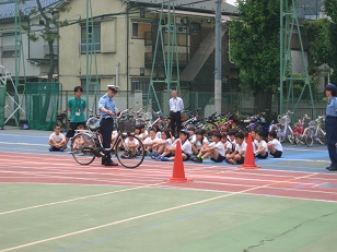 190614交通安全教室4年1