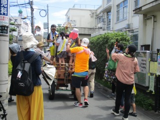 mikoshi1