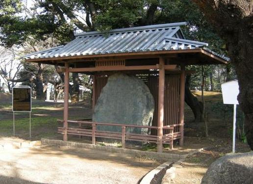 現在の飛鳥山碑